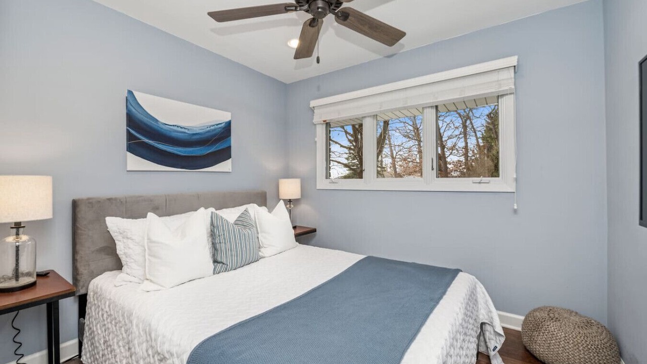 Photo of Bedroom in Lake Geneva