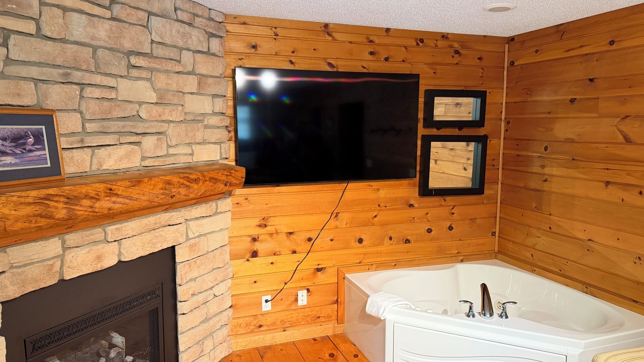 Photo of Livingroom in Eagle River