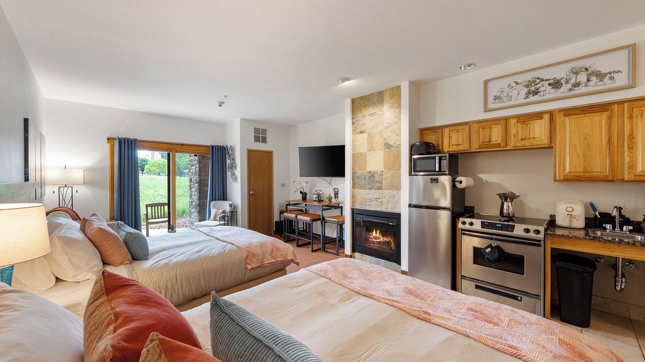 Photo of Bedroom in Wisconsin Dells