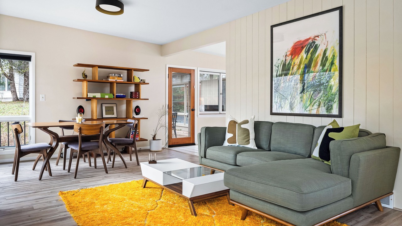 Photo of Livingroom in Northport