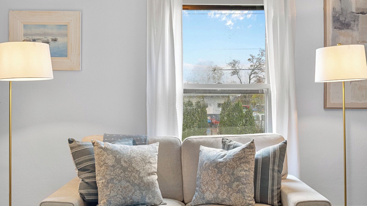 Photo of Livingroom in Lake Geneva