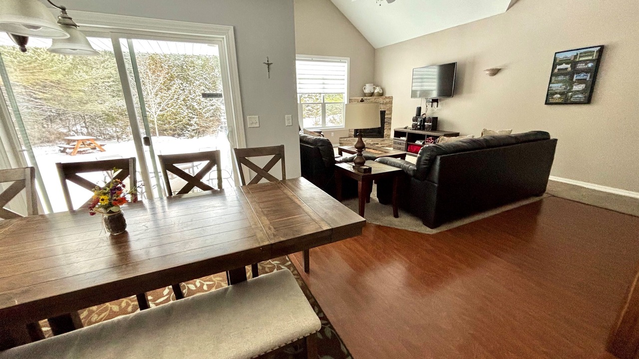 Photo of Livingroom in Fish Creek