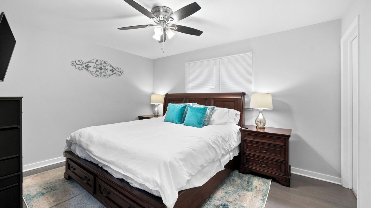 Photo of Bedroom in Yorkville