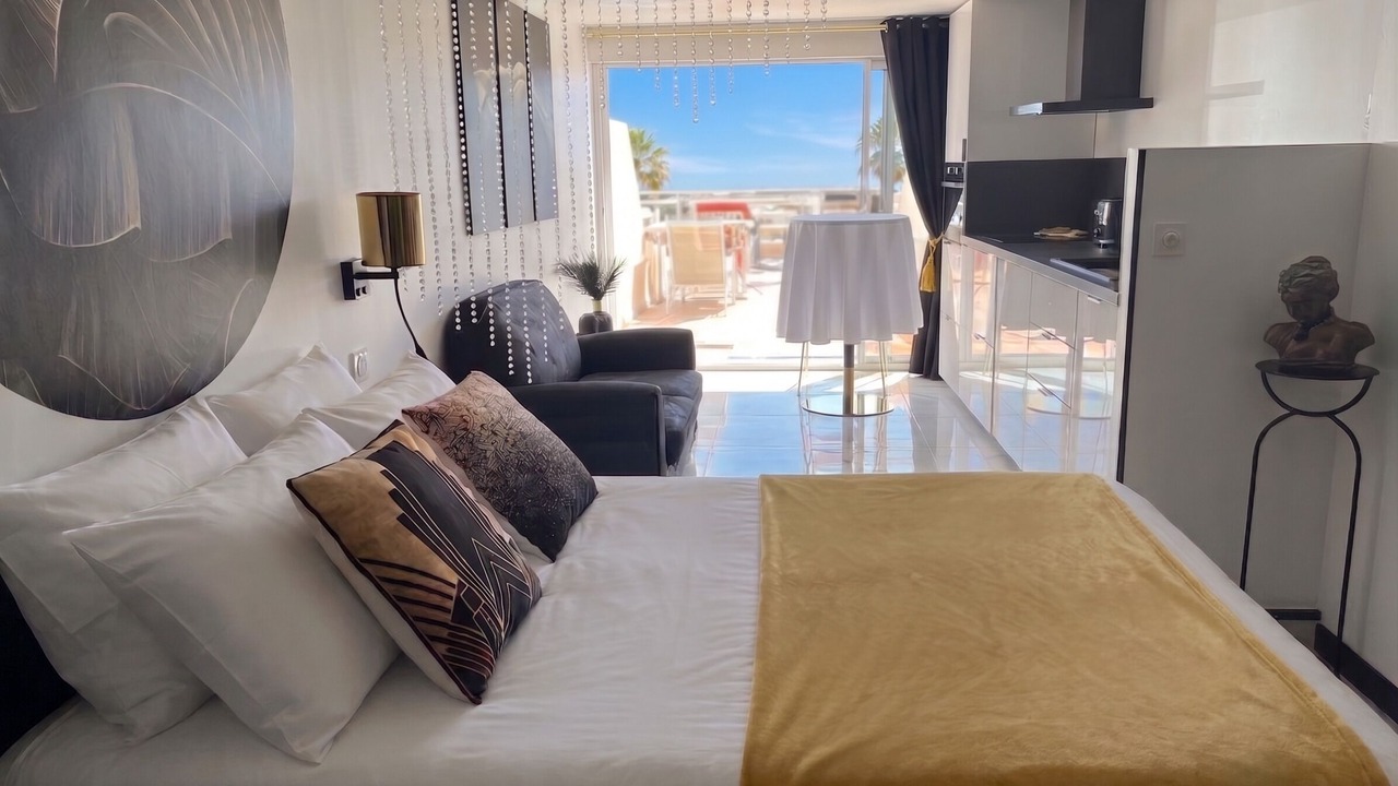 Photo of Bedroom in Naturist Village