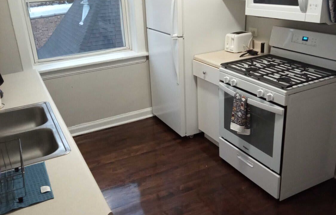 Photo of Kitchen in Edgewater Beach