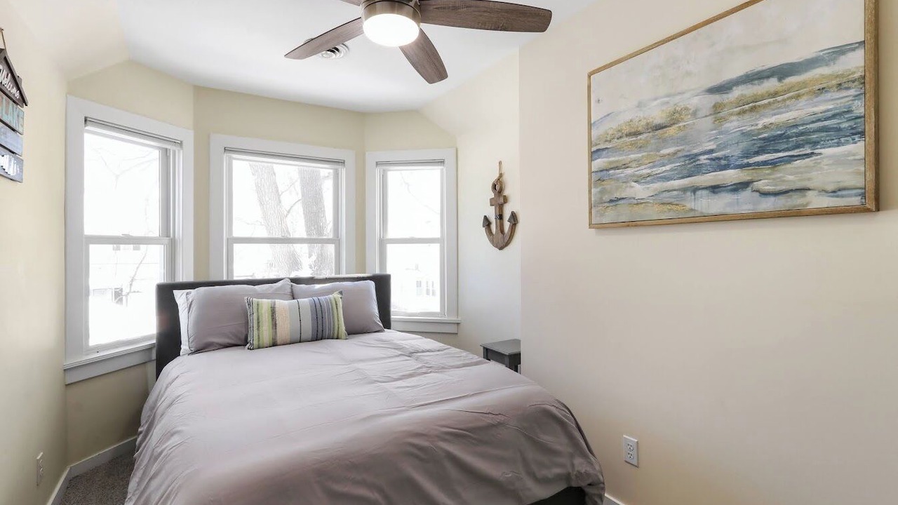 Photo of Bedroom in Lake Geneva