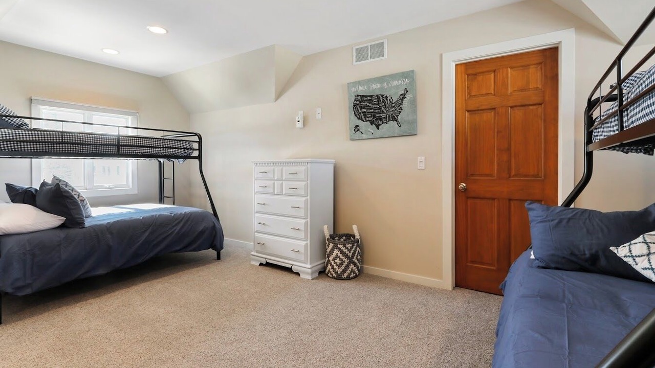 Photo of Bedroom in Lake Geneva