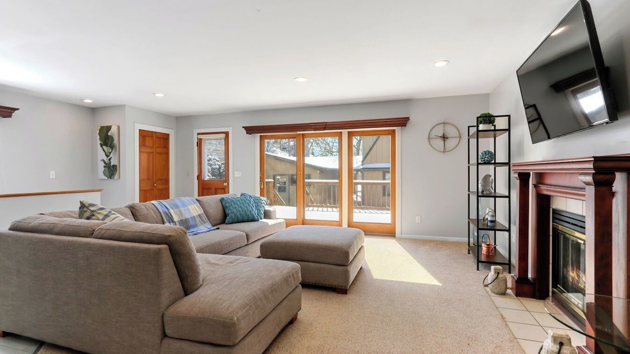 Photo of Livingroom in Lake Geneva