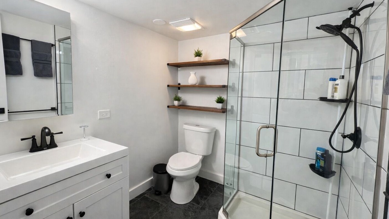 Photo of Bathroom in Skokie