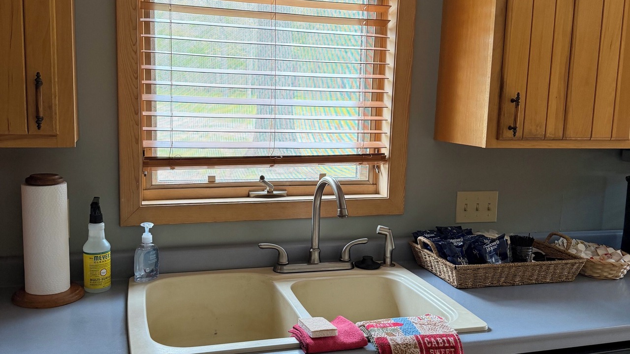 Photo of Kitchen in Lake Tomahawk