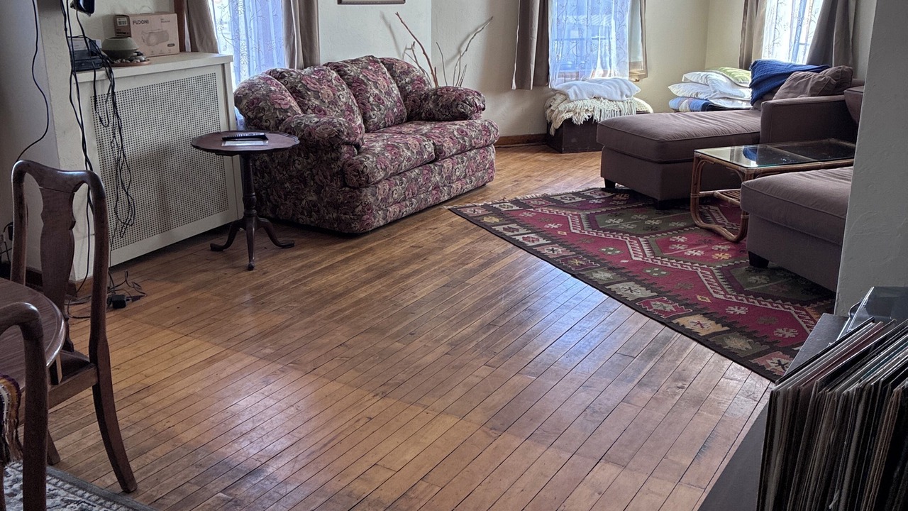 Photo of Livingroom in Algoma