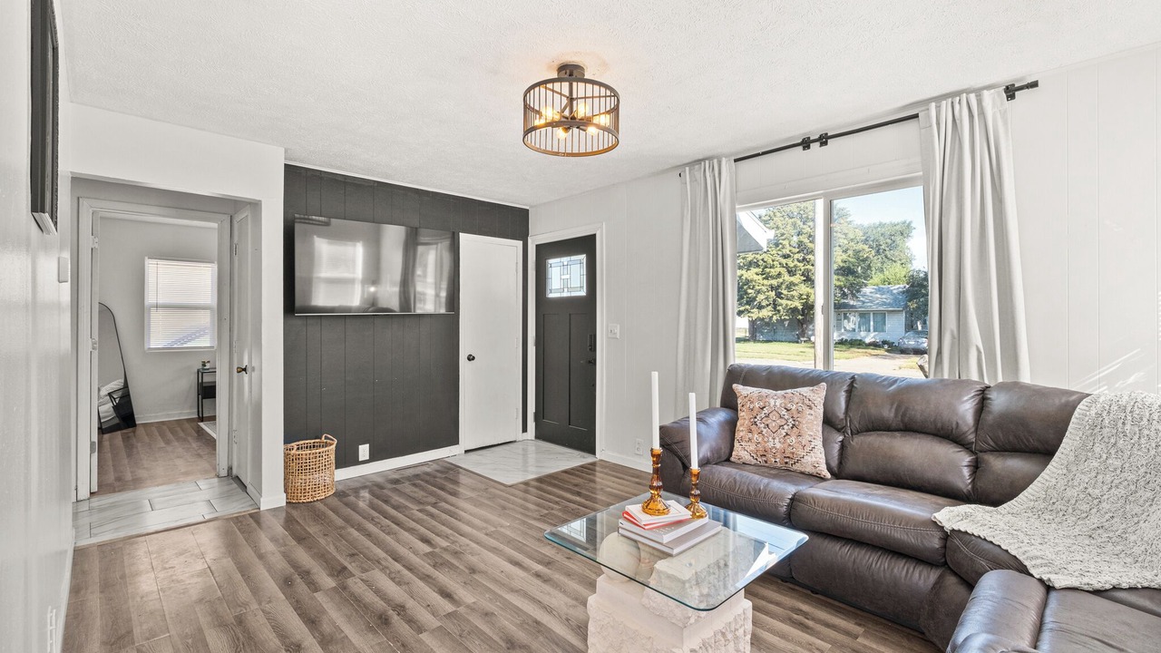 Photo of Livingroom in Council Bluffs