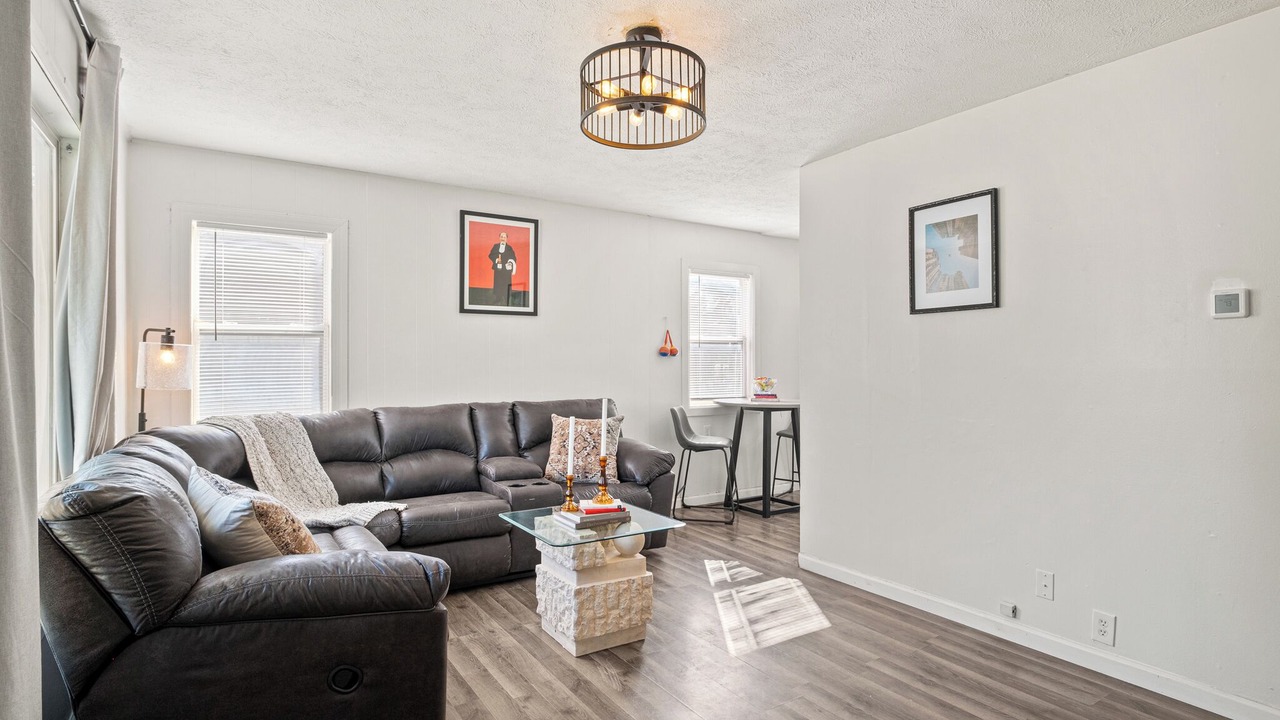 Photo of Livingroom in Council Bluffs