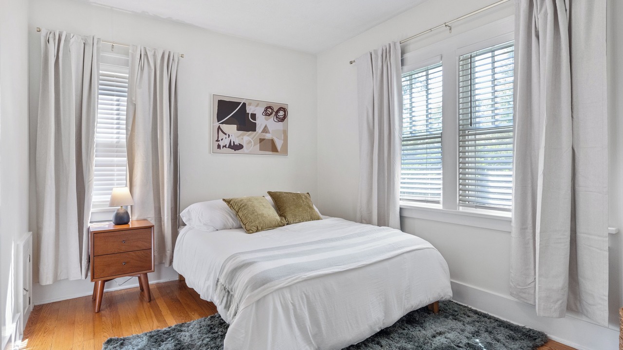 Photo of Bedroom in Medical Center