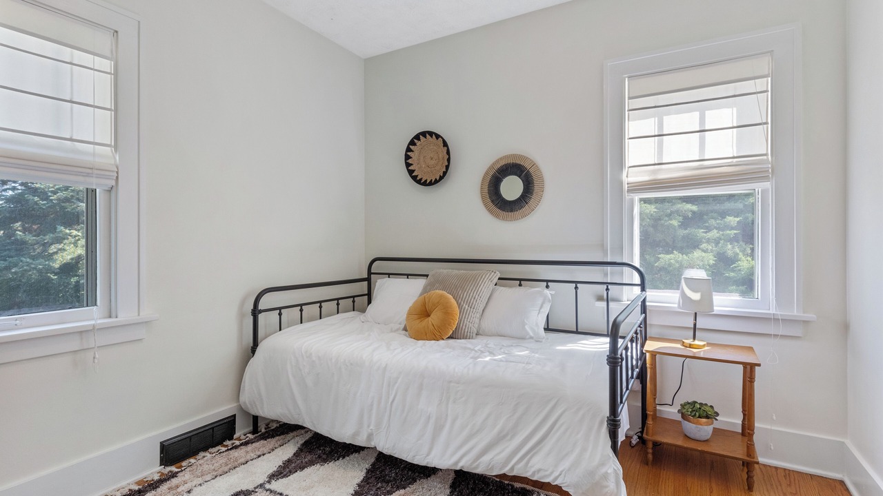 Photo of Bedroom in Medical Center