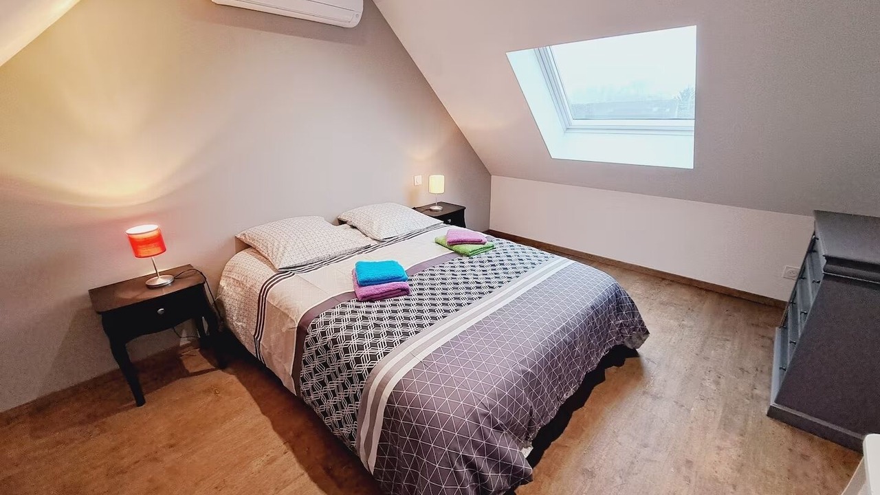 Photo of Bedroom in Saint-Romain-sur-Cher