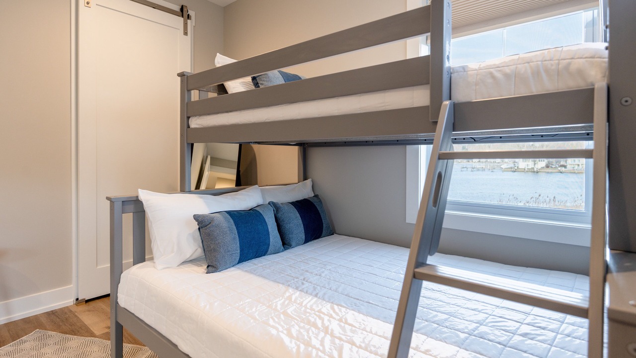 Photo of Bedroom in Douglas