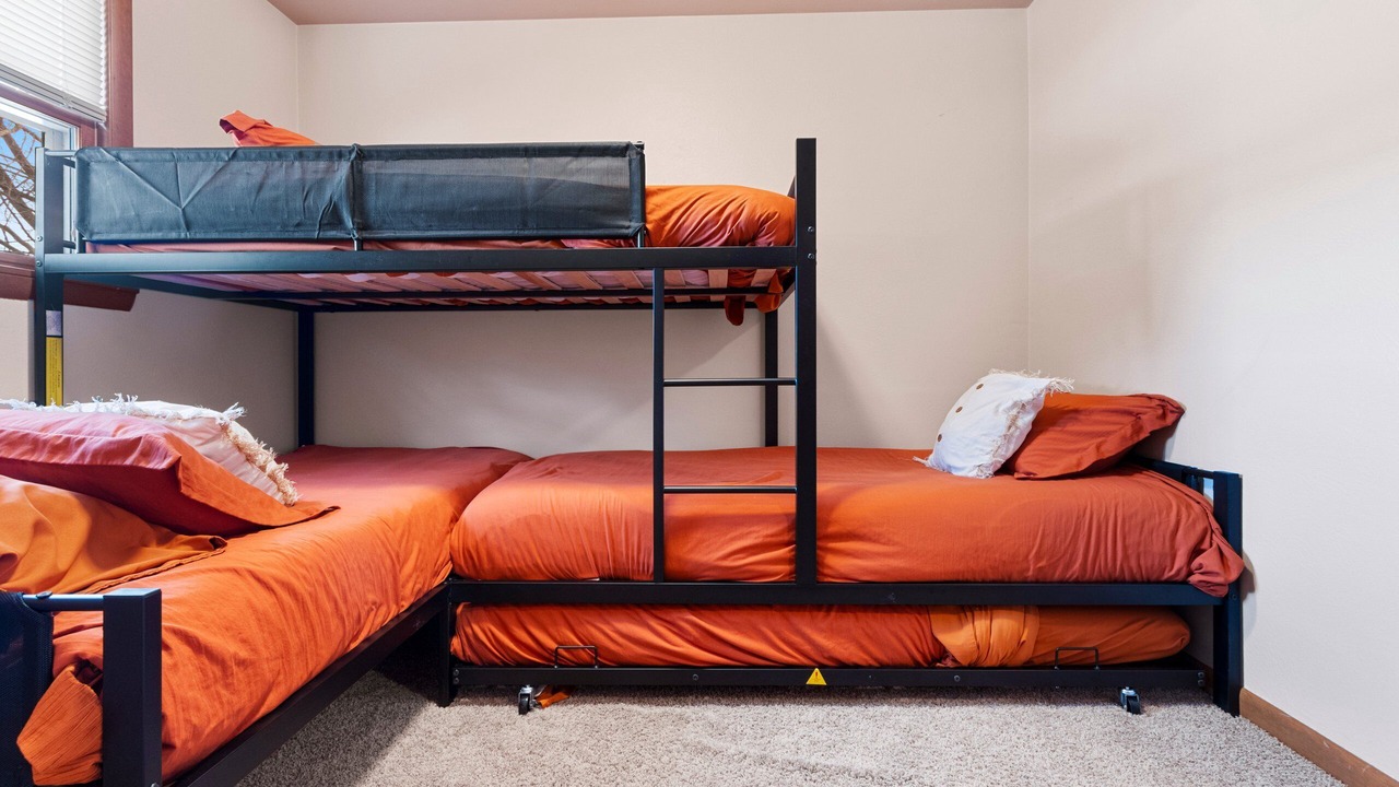 Photo of Bedroom in Ashwaubenon