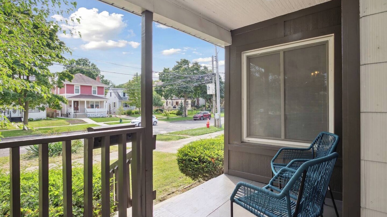 Photo of Outdoor in Lansing