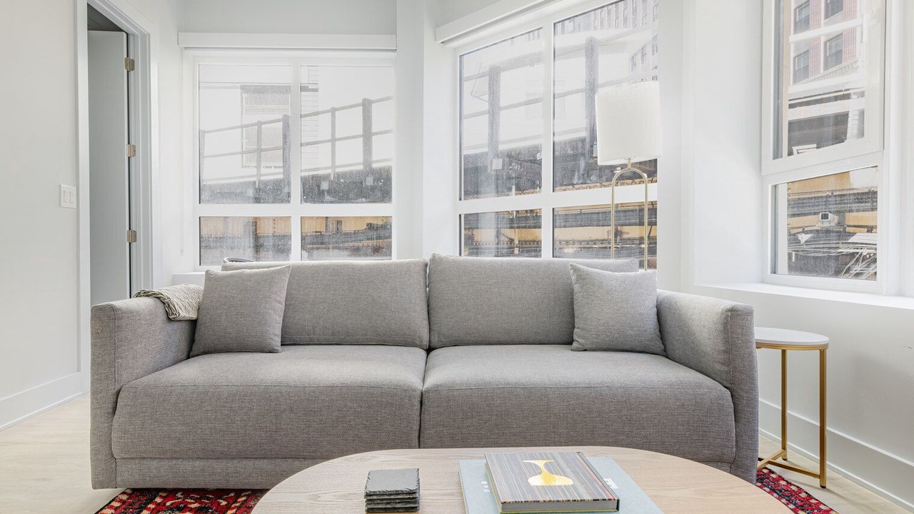 Photo of Livingroom in Downtown Chicago