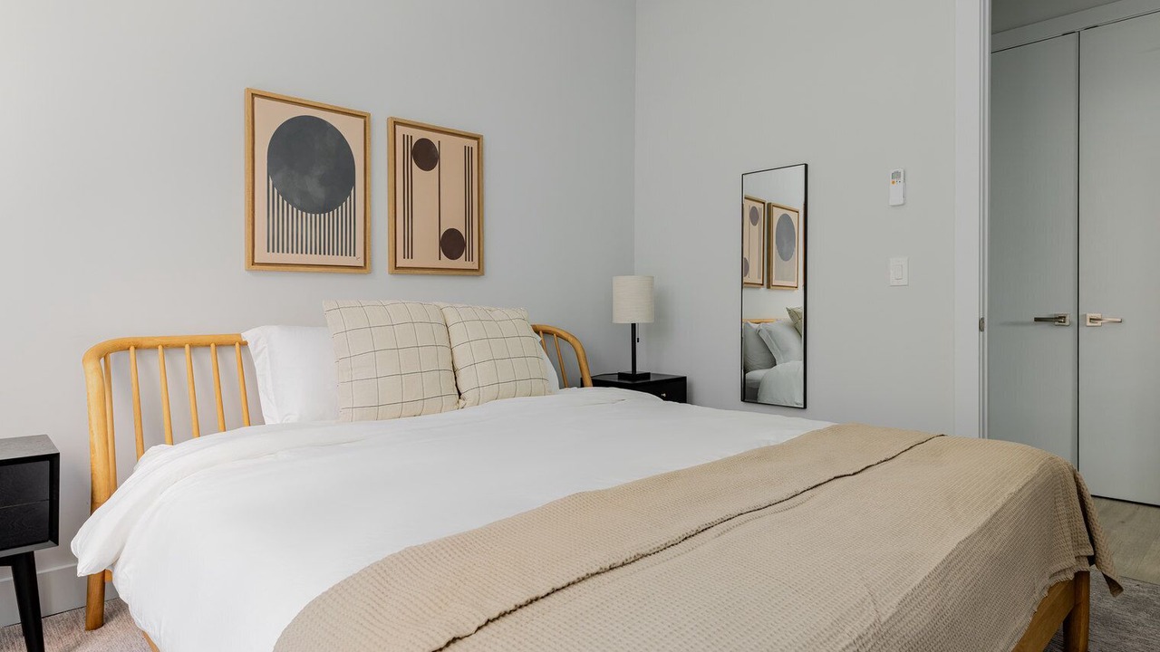 Photo of Bedroom in Downtown Chicago