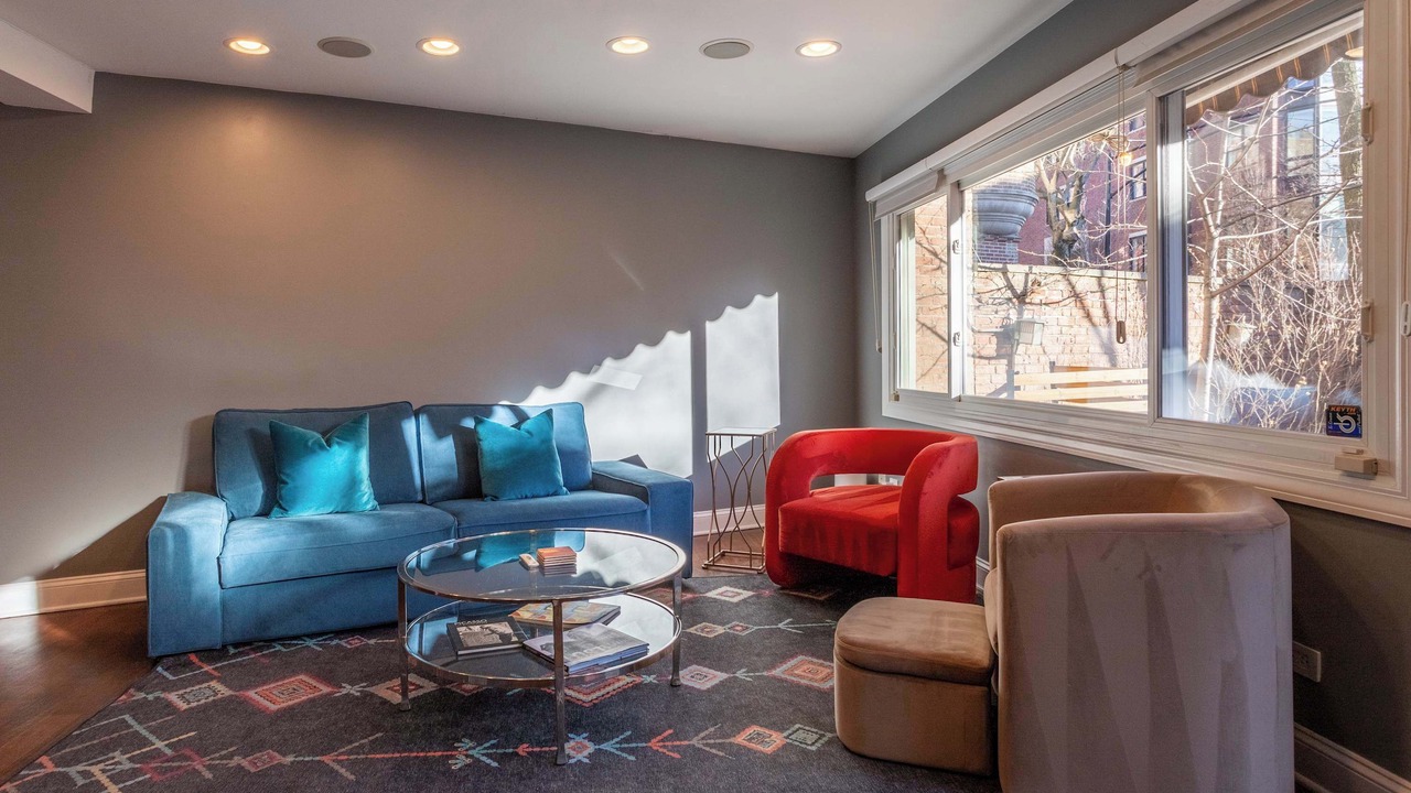 Photo of Livingroom in Mid-North District