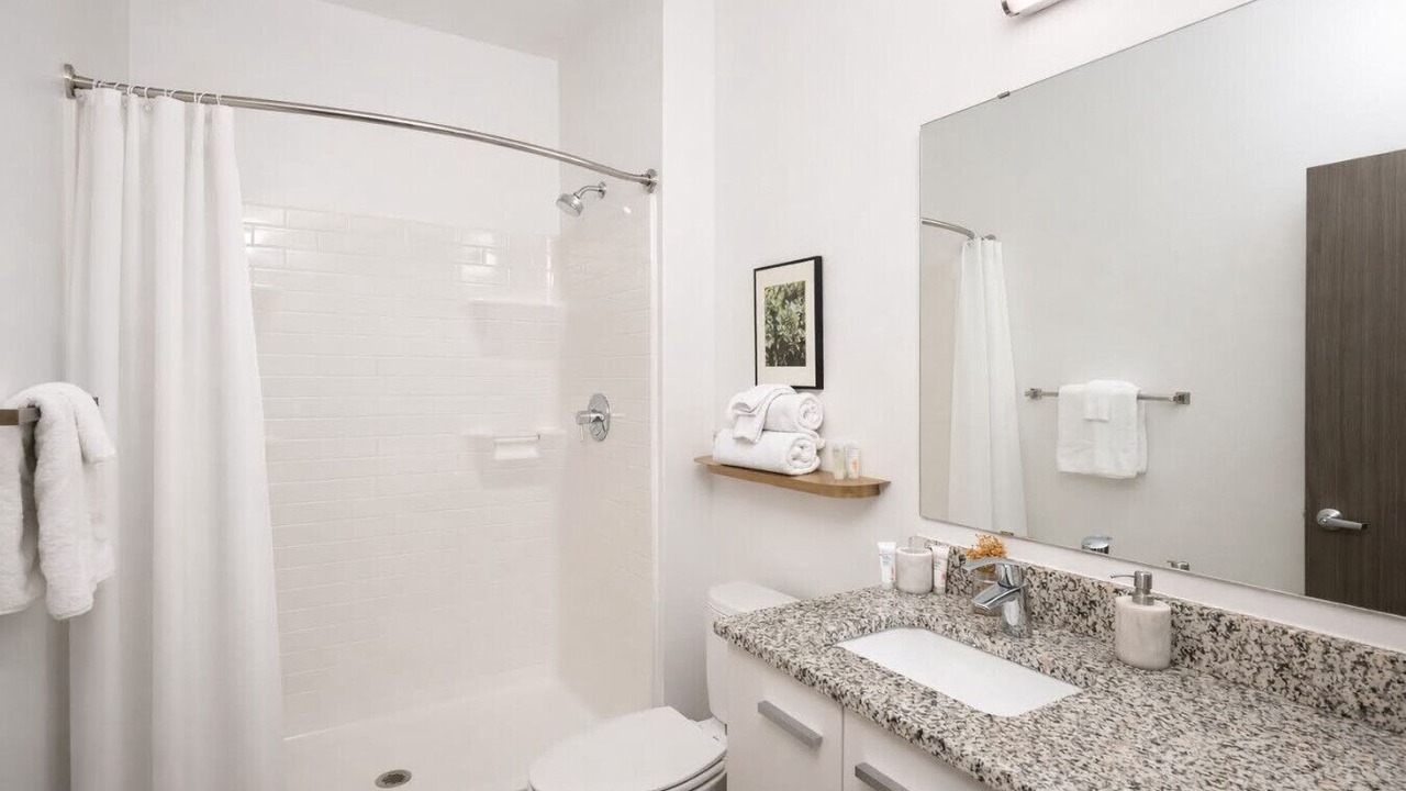 Photo of Bathroom in Fifth Ward
