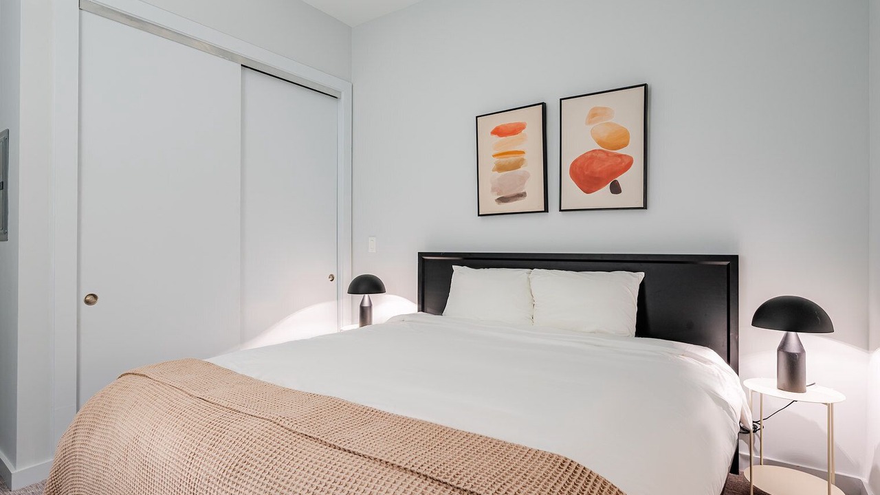 Photo of Bedroom in Downtown Chicago