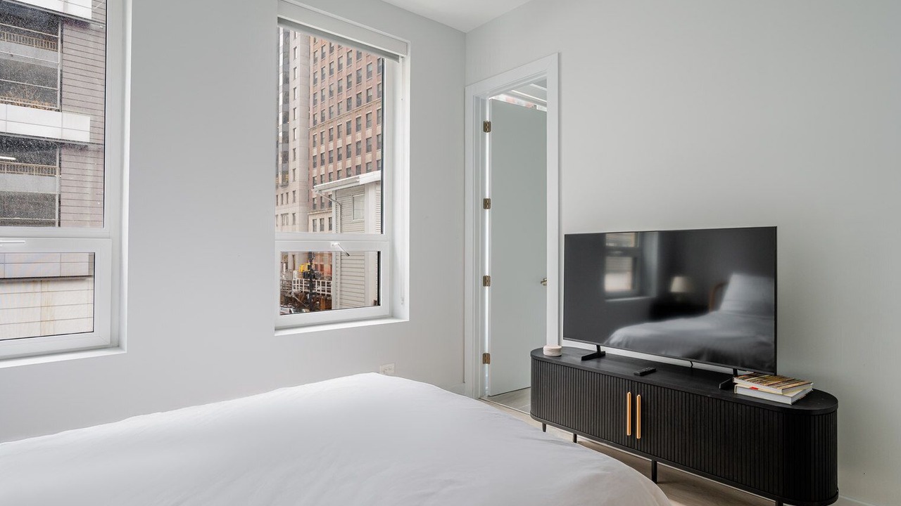 Photo of Bedroom in Downtown Chicago