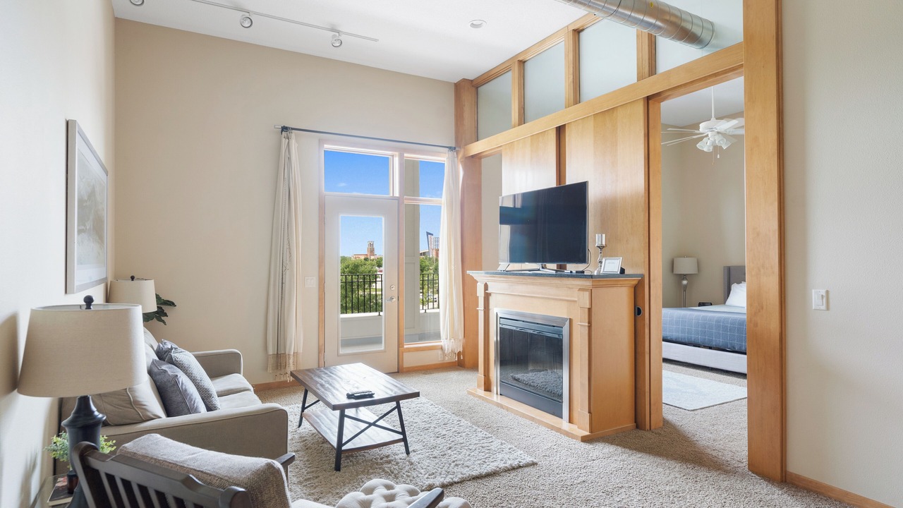 Photo of Livingroom in West Des Moines