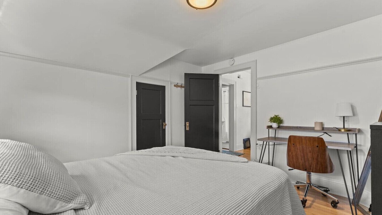 Photo of Bedroom in Milwaukee
