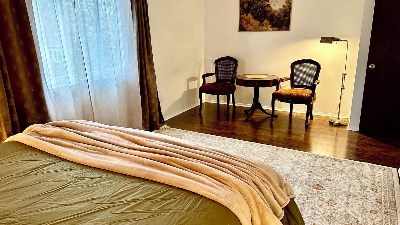 Photo of Bedroom in Madison Heights