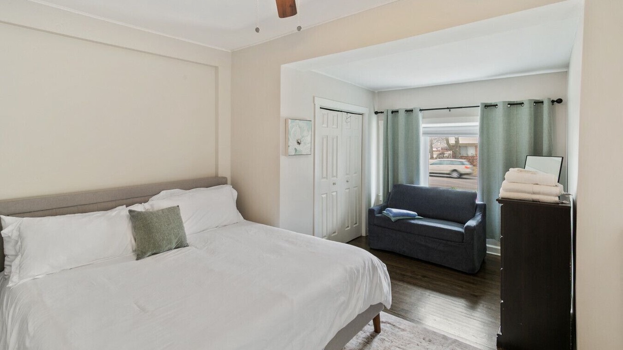 Photo of Bedroom in Libertyville