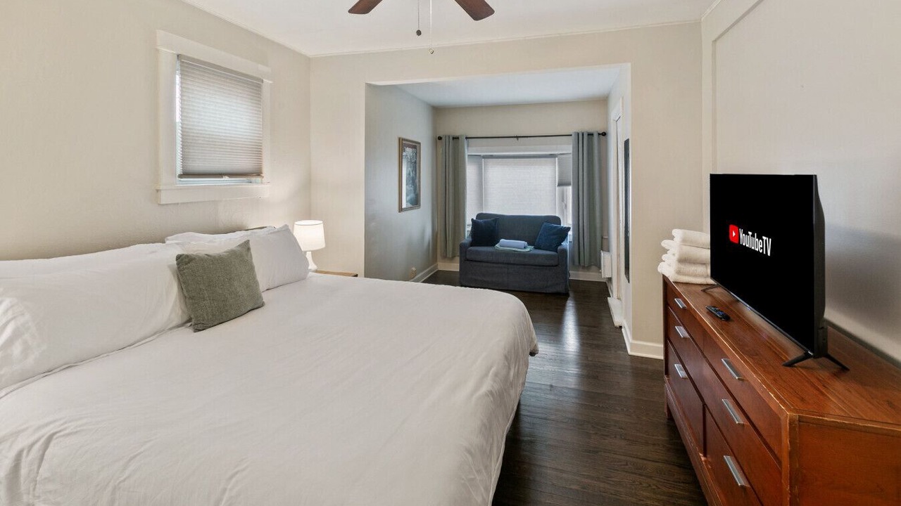 Photo of Bedroom in Libertyville