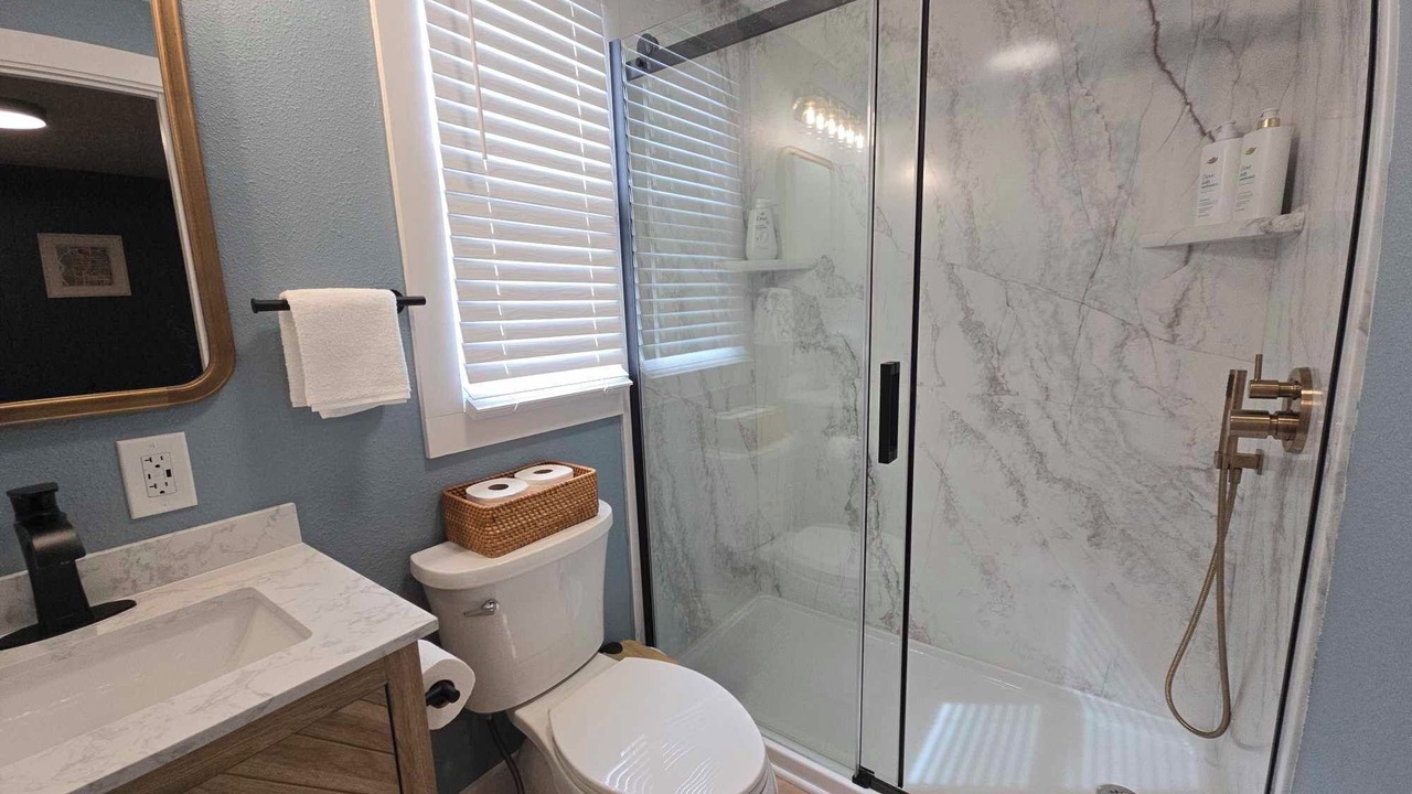 Photo of Bathroom in Fifth Ward