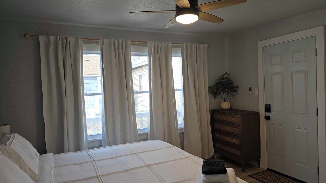 Photo of Bedroom in Fifth Ward