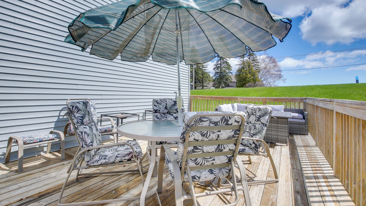 Photo of Outdoor in Algoma