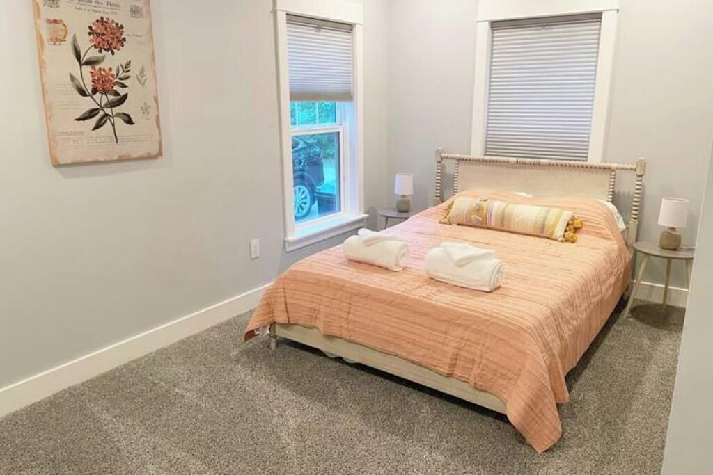 Photo of Bedroom in South Haven