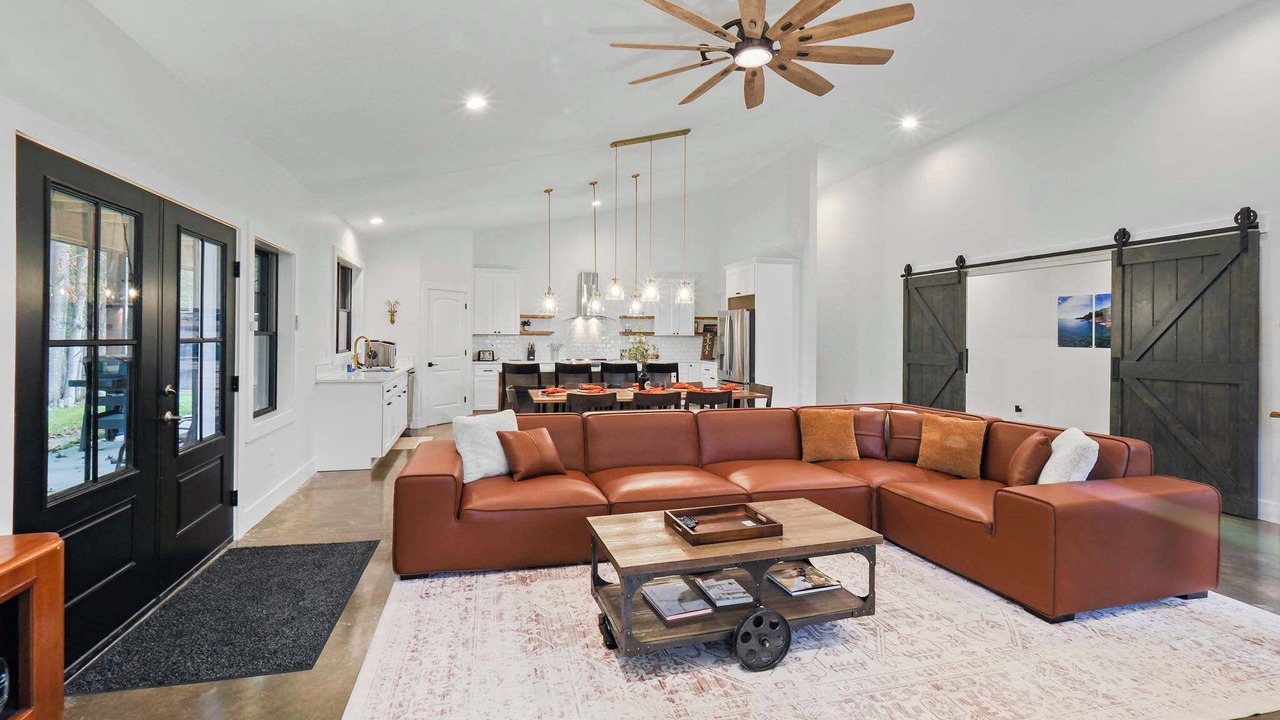 Photo of Livingroom in Cedar