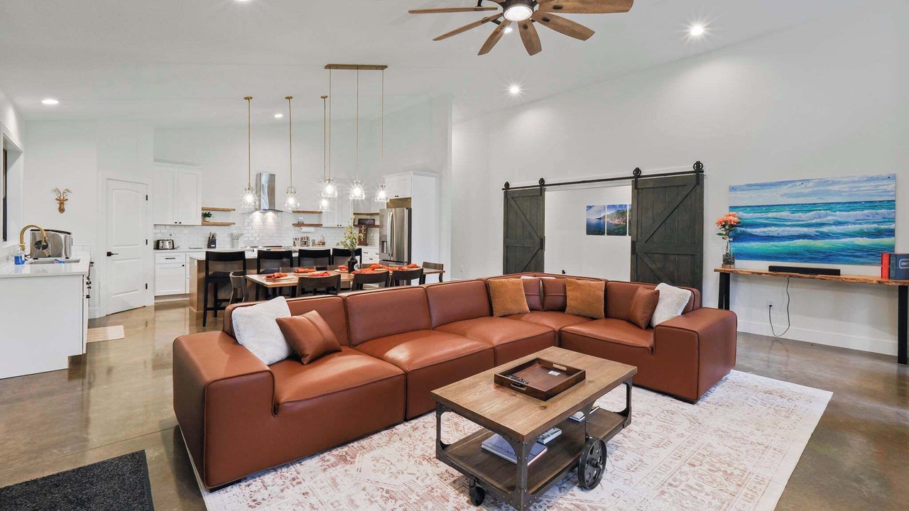 Photo of Livingroom in Cedar