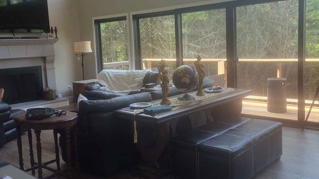 Photo of Livingroom in Empire