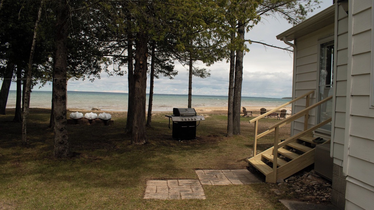 Photo of Outdoor in Carp Lake