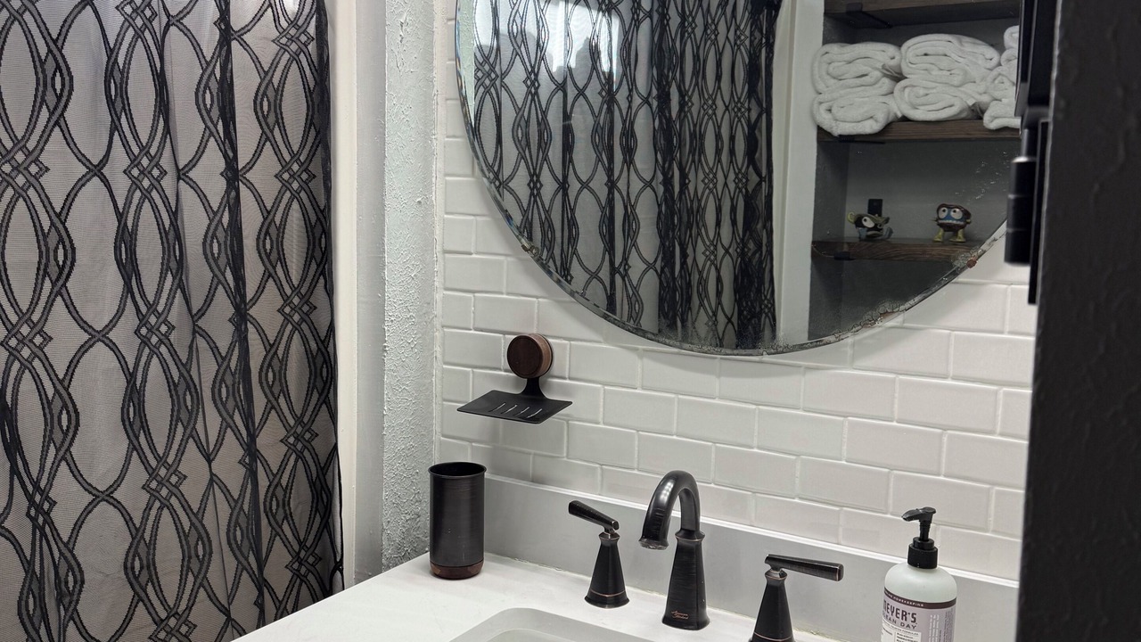 Photo of Bathroom in Nims
