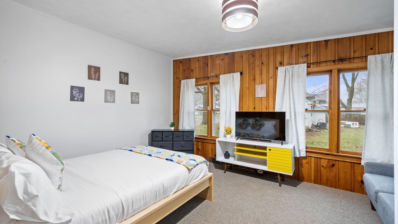 Photo of Bedroom in Yorkville