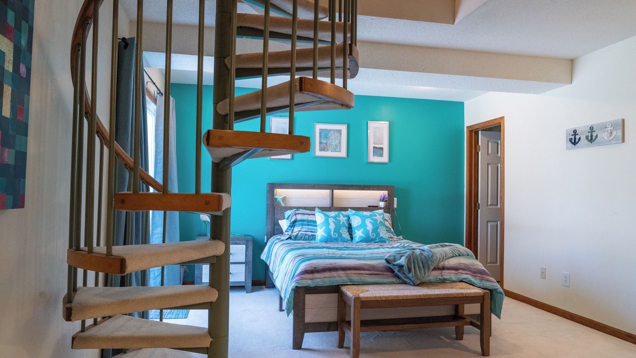 Photo of Bedroom in Windsor Heights