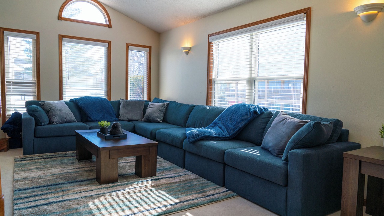 Photo of Livingroom in Windsor Heights