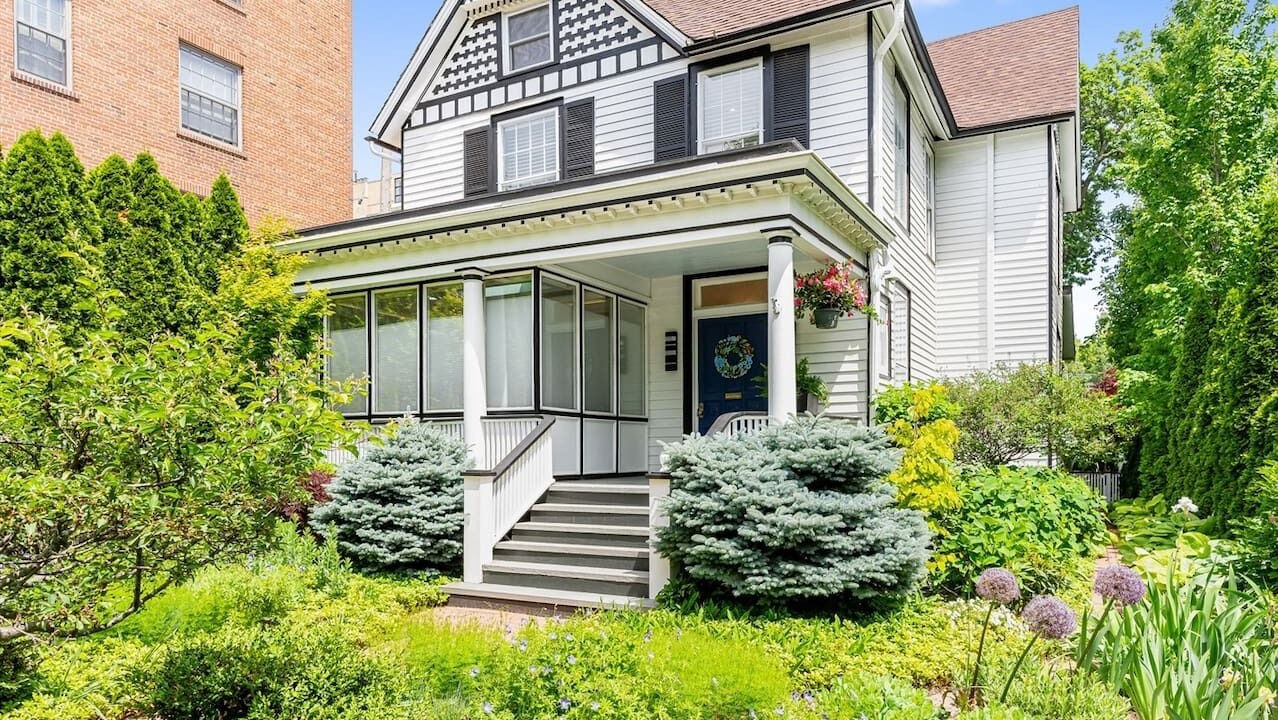 Photo of Outdoor in Evanston