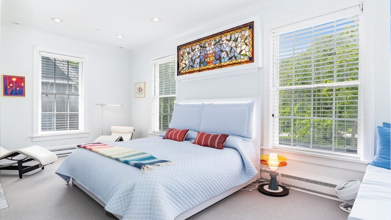 Photo of Bedroom in Evanston