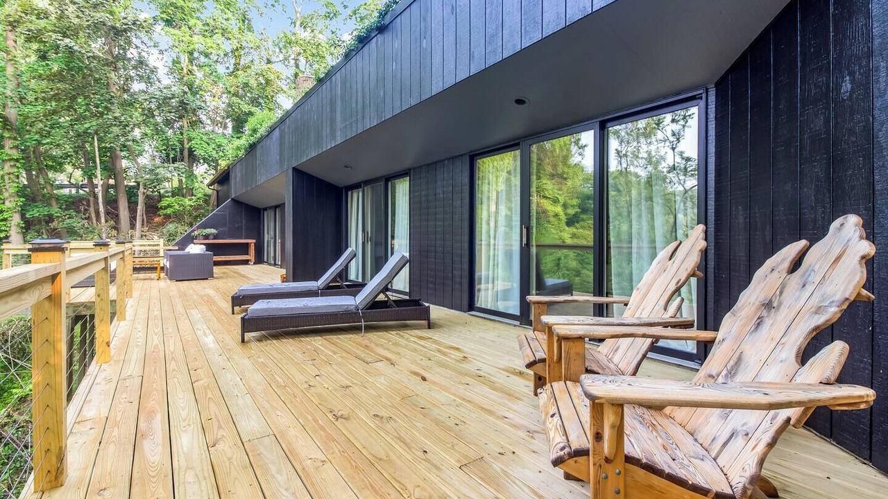 Photo of Patio Balcony in Douglas