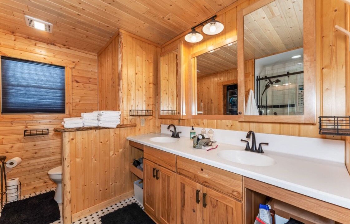 Photo of Bathroom in Eagle River
